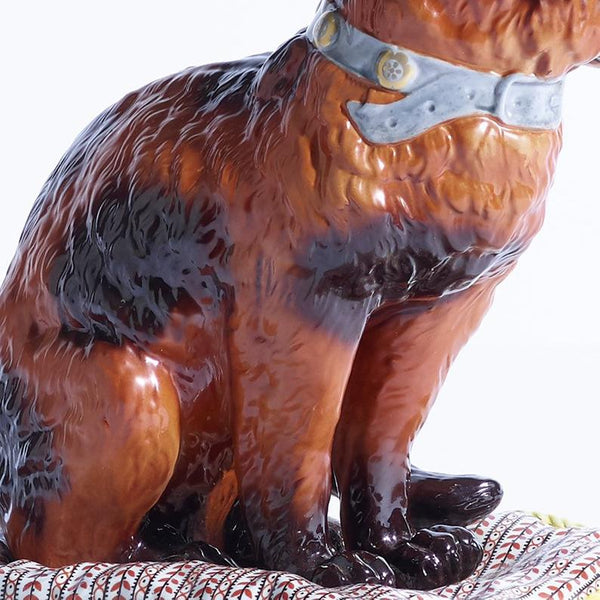 Painted porcelain cat on pillow by Oggetti Mangani