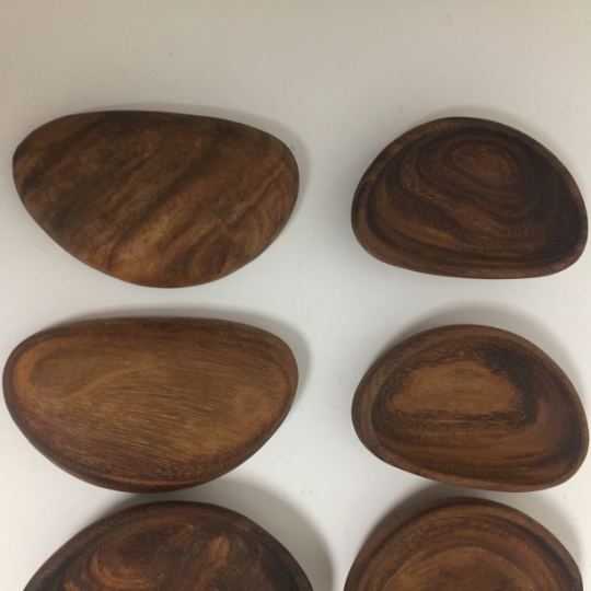 Set of eight wood bowls and six small wood serving trays by Don Shoemaker for Senal SA Mexico