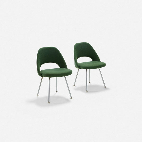 Set of six early upholstered executive chairs designed by Eero Saarinen for Knoll Associates